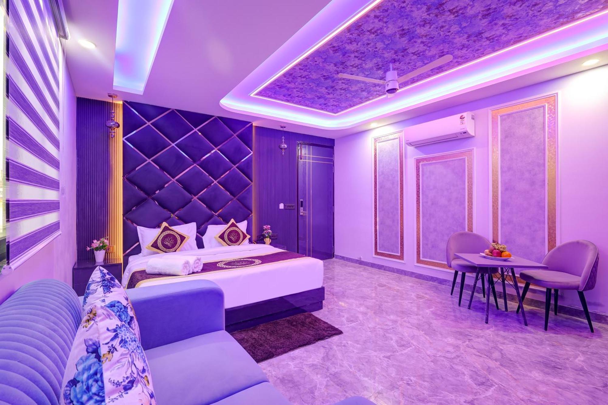 Hotel Armani Suites By Smart Group New Delhi Exterior photo