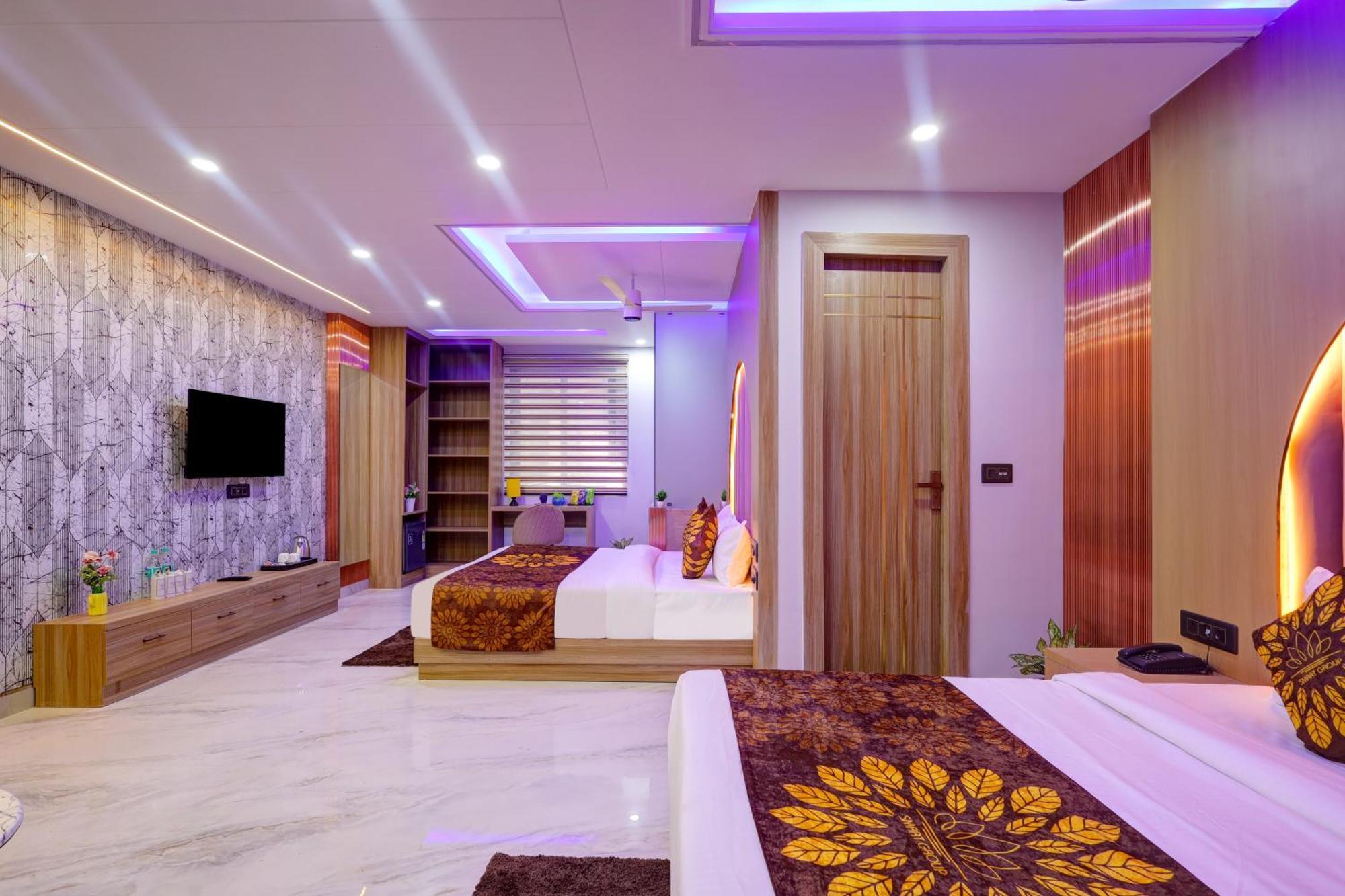 Hotel Armani Suites By Smart Group New Delhi Exterior photo