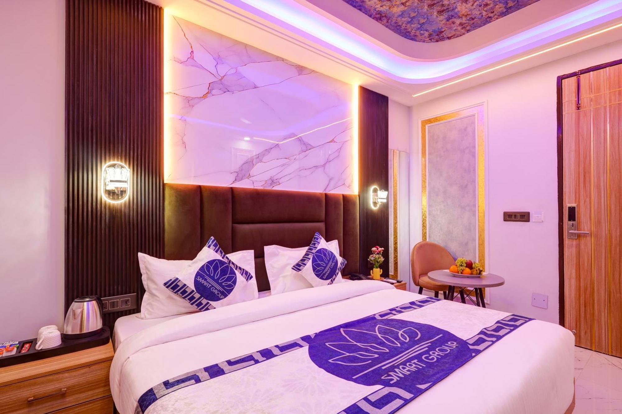 Hotel Armani Suites By Smart Group New Delhi Exterior photo
